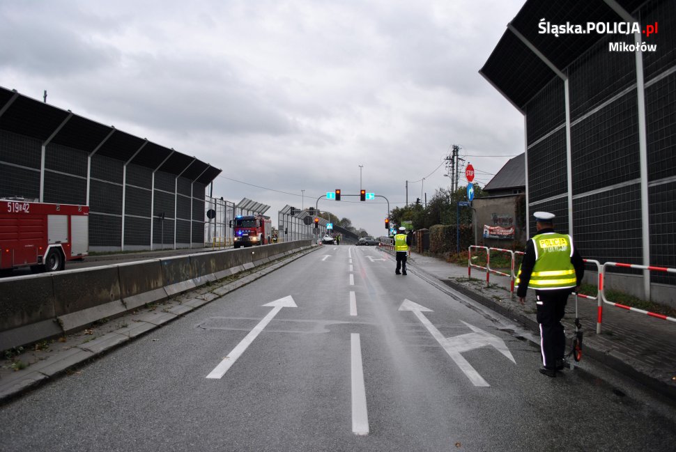 Koszmarny wypadek w Gardawicach! Samochód rozerwało na strzępy(fot.KPP Mikołów)