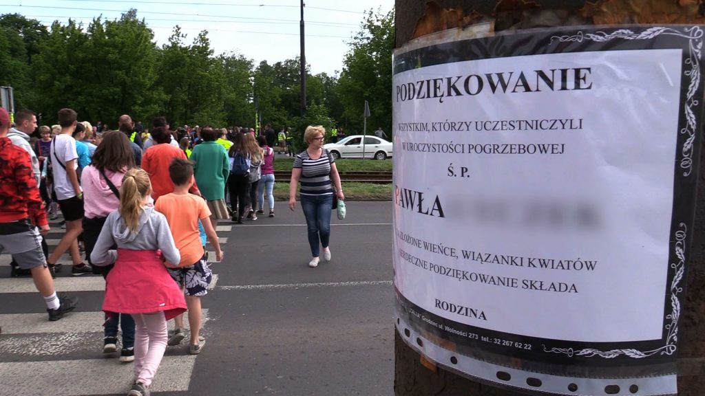 Mieszkańcy Będzina po śmierci chłopca na pasach, zablokowali drogę. Nawet ksiądz mówi DOŚĆ!