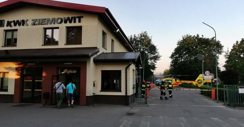 Wypadek w kopalni Piast Ziemowit w Lędzinach. Górnika przygniotły spadające skały (fot.www.112tychy.pl)