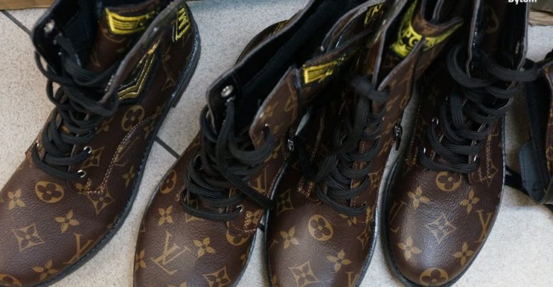 Bytom: Louis Vuitton, Hugo Boss. Do wyboru, do koloru, z tym, że wszystko podrobione! 5 lat więzienia dla właścicielki sklepu w centrum miasta (fot.KMP Bytom)