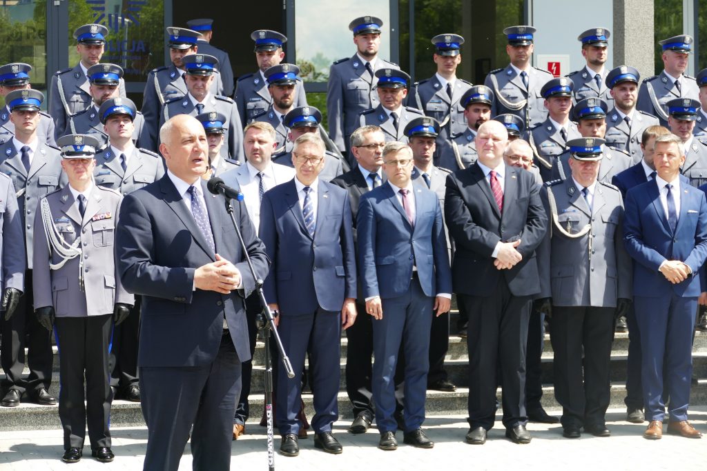 Nowa komenda policji w Bielsku-Białej. Policjanci nareszcie mają komfortowe warunki! (fot.Śląski Urząd Wojewódzki)