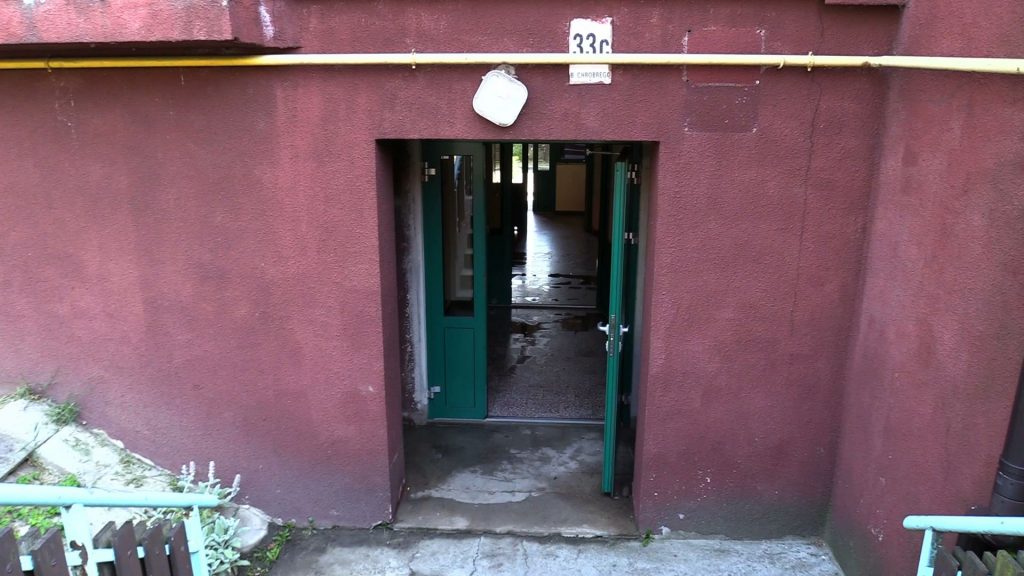 Zabrze: Mężczyzna podczas pożaru wyskoczył z okna na 4. piętrze!