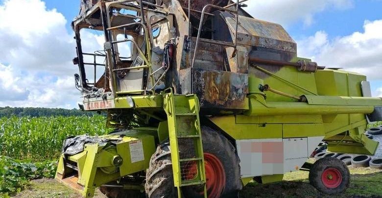 Podpalił kombajn i ciągnik należący do jego syna. Zrobił to z powodu złych relacji w wnuczkiem (fot.Policja Lubelska)