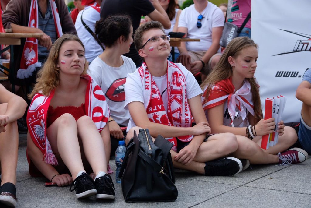 Ogromne tłumy w Katowicach! Pod Skarbkiem strefa kibica pęka w szwach! Zaczyna się transmisja z meczu Polska-Senegal (fot.Paweł Jędrusik)