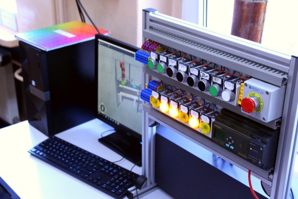 Chorzów: Nauczą się projektować smart-domy i programować roboty. Nowości w Technikum im. Tesli (fot.UM Chorzów)