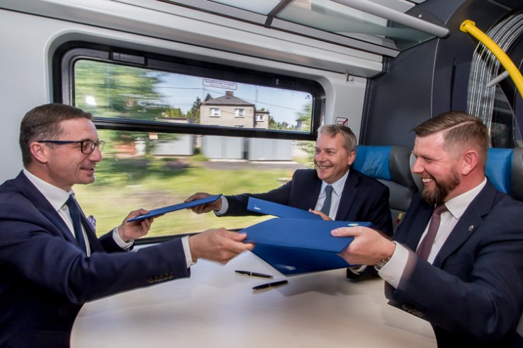 Będzie więcej pociągów na linii Rybnik-Wodzisław Śląski. Ruszą na trasę już 10 czerwca! (fot.slaskie.pl)