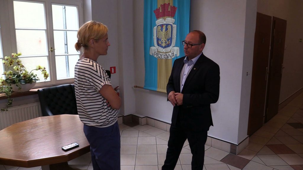 Kolejny raz zniszczono oświetlenie na ulicy Kościuszki w Pszczynie. I kolejny raz sprawca nie został ujęty.