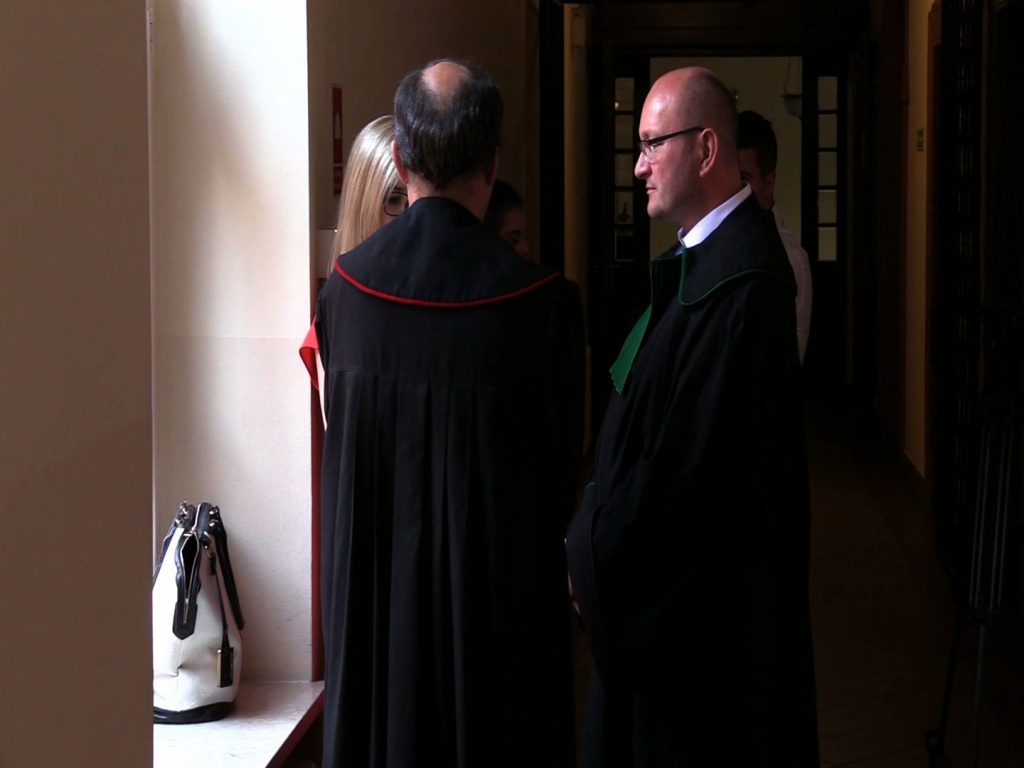 Wyrok 8lat więzienia usłyszał Sebastian K., który w nocy z 31 marca na 1 kwietnia pociął dwie dziewczyny rozbitą butelką