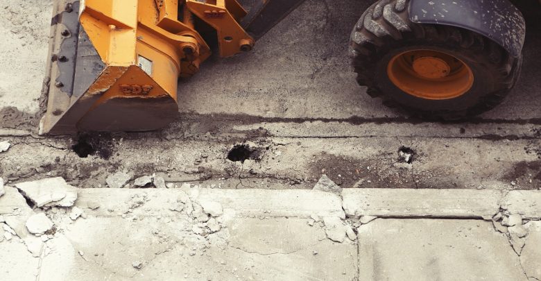 Szukali jej 7 lat. W Zabrzu odzyskano skradzioną koparkę (fot.poglądowe - pixabay.com)