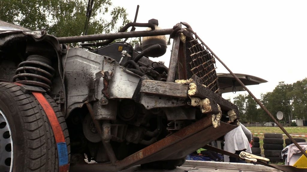 Tumany kurzu i pełna demolka! Kolejny Wrak Race w Gliwicach za nami