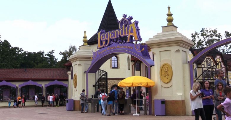 Szlak Ślonski Godki wzbogacił się o figurkę Dracha. Stanęła przed Legendią