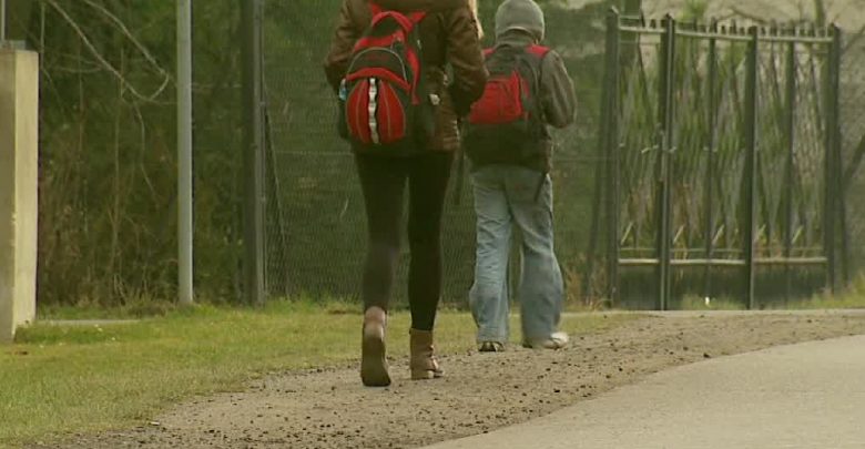 Brutalnie zgwałcił 14-latkę na blokowisku! Po gwałcie odpoczywał samotnie na ławce (fot.archiwum-poglądowe)