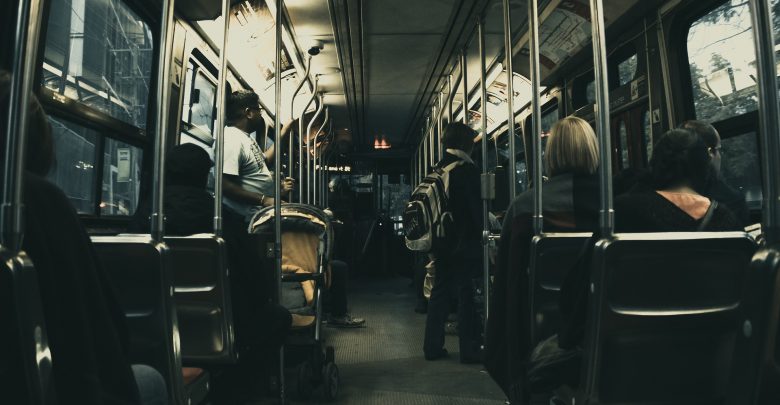 Śląskie: Biegał po autobusie i dziwnie się zachowywał. Trafił na izbę przyjęć z amfetaminą w bucie (fot.poglądowe/www.pixabay.com)