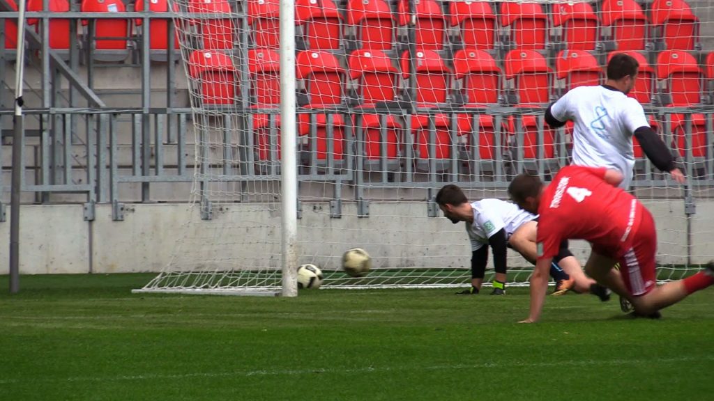 Na Stadionie Miejskim w Tychach odbył się mecz pomiędzy drużynami Gigantów dla Świetlikowa a Przyjaciółmi Fundacji