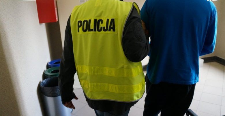 Bytom: Znęcał się nad swoją 20-letnią partnerką. 39-letni damski bokser trafił do aresztu (fot.Śląska Policja)