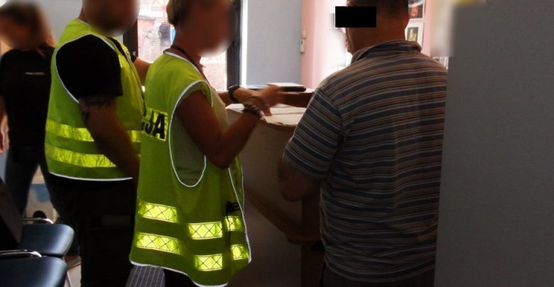 Zabrze: Czynności w sprawie aresztowanego ginekologa trwają. Pokrzywdzonych kobiet przybywa (fot.Śląska Policja)