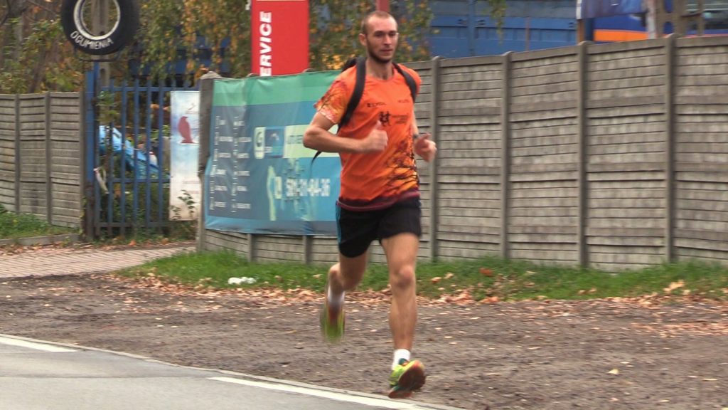 150 km za ponad 6 000 tysięcy złotych. Tyle wybiegał Wojciech Nowacki z Bytomia. Akcję rozpoczął na początku września