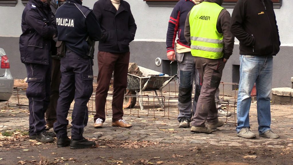 Zabrze: czy mur odgrodzi Romów od reszty mieszkańców? Prawdziwa wojna przy Sienkiewicza!