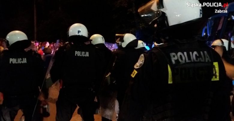 Zabrze: miesiąc ograniczenia wolności i zakaz stadionowy za... butelkę wódki