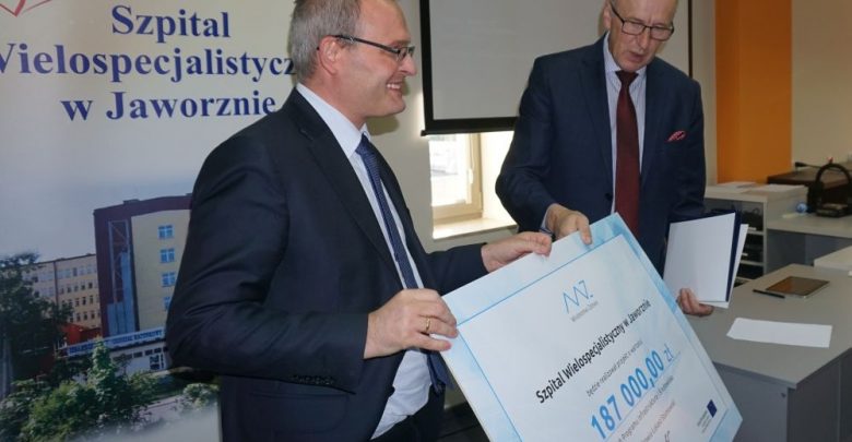 Nowy sprzęt w szpitalu w Jaworznie. Kupią aparat USG i kardiomonitor