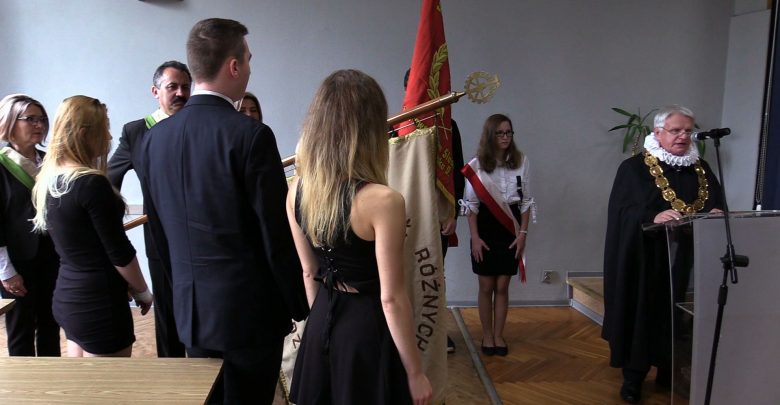 Ruda Śląska: 40 młodych rzemieślników pasowanych. Kiedyś były to setki...