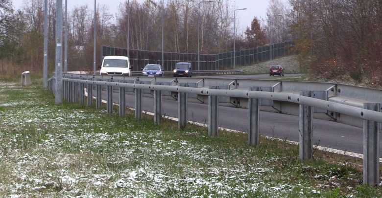 Zima zaskoczyła kierowców! Gdzie wymienić opony? Zakłady wulkanizatorskie oblężone!
