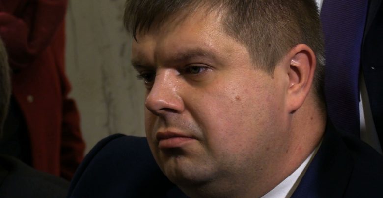 Hańba, sprzedawczyk, zdrajca – to tylko niektóre z określeń, jakie dziś padały na sali Sejmiku Śląskiego