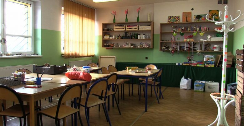 Jaworzno: Gdzie podzieją się uczniowie z "pękniętej szkoły"? Budynek zniszczyły szkody górnicze!