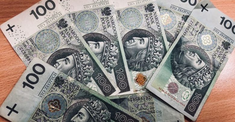 Dobry Start: najwięcej wniosków online składają na Śląsku