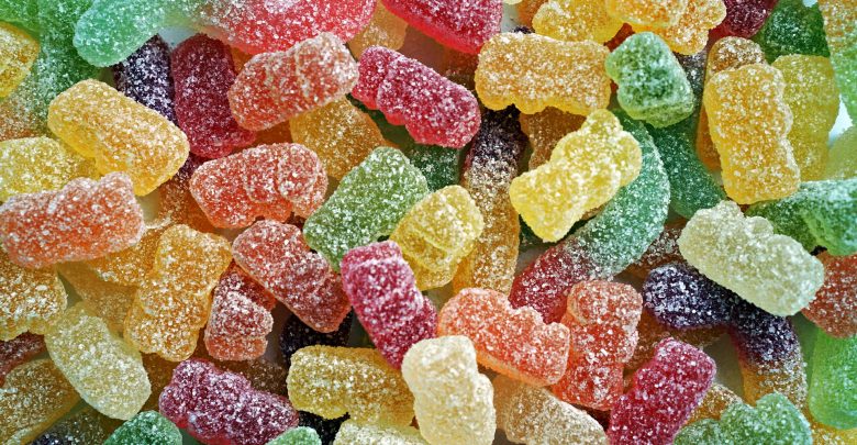 Włamał się do samochodu i ukradł słodycze. Teraz za żelki i krówki pójdzie "siedzieć" nawet na 10 lat (fot.poglądowe/www.pixabay.com)