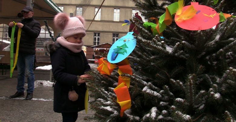 Ruda Śląska: Wspólne ubieranie choinki, kolędowanie i wieczerza! Jarmark i Rudzki Wigilijny Stół