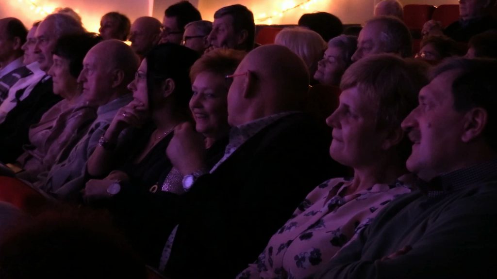 Wyjątkowy koncert Fundacji TVS, jaki dzisiaj zorganizowano w Zabrzu, to wspaniała okazja do wspólnego kolędowania i wsparcia dla osób, które nie mają w życiu łatwo