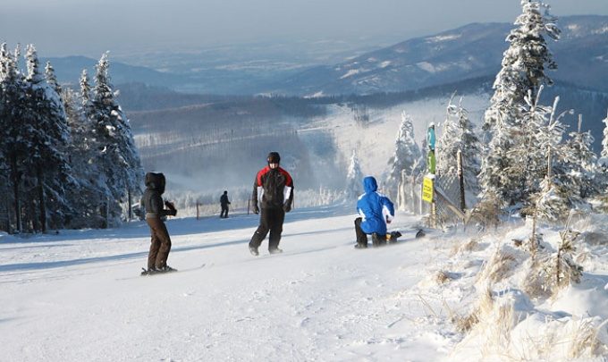 Sezon narciarski rozpoczęty! Beskidy przygotowane do przyjęcia narciarzy