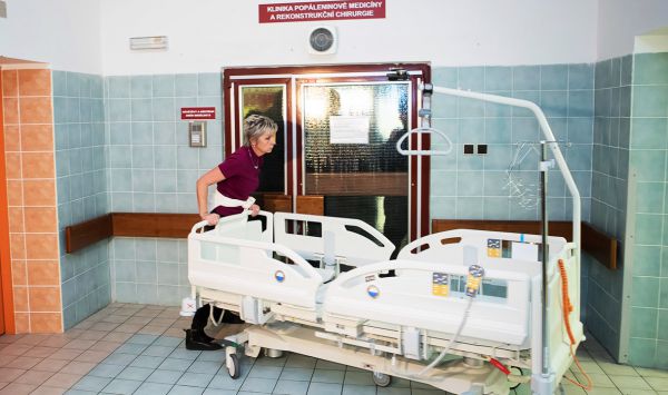 –Jeden z górników rannych w katastrofie w kopalni w Karwinie jest w stanie krytycznym – poinformowała rzeczniczka Szpitala Klinicznego w Ostrawie, Nada Chattova