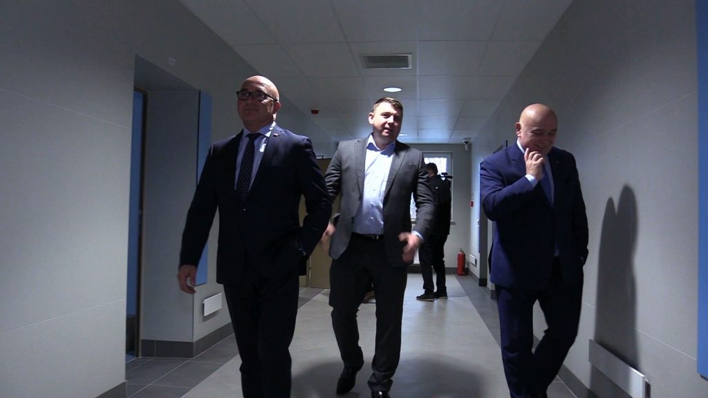 Remont budynku trwał ponad rok, teraz miasto czeka na dostarczenie mebli i wyposażenia.
