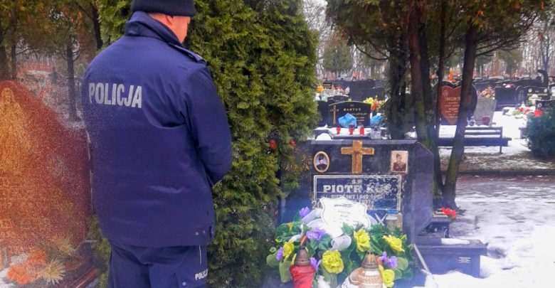 Wzruszająca historia z Gliwic: Starszy pan na swojego dzielnicowego mógł liczyć nawet po śmierci (fot.KMP Gliwice)