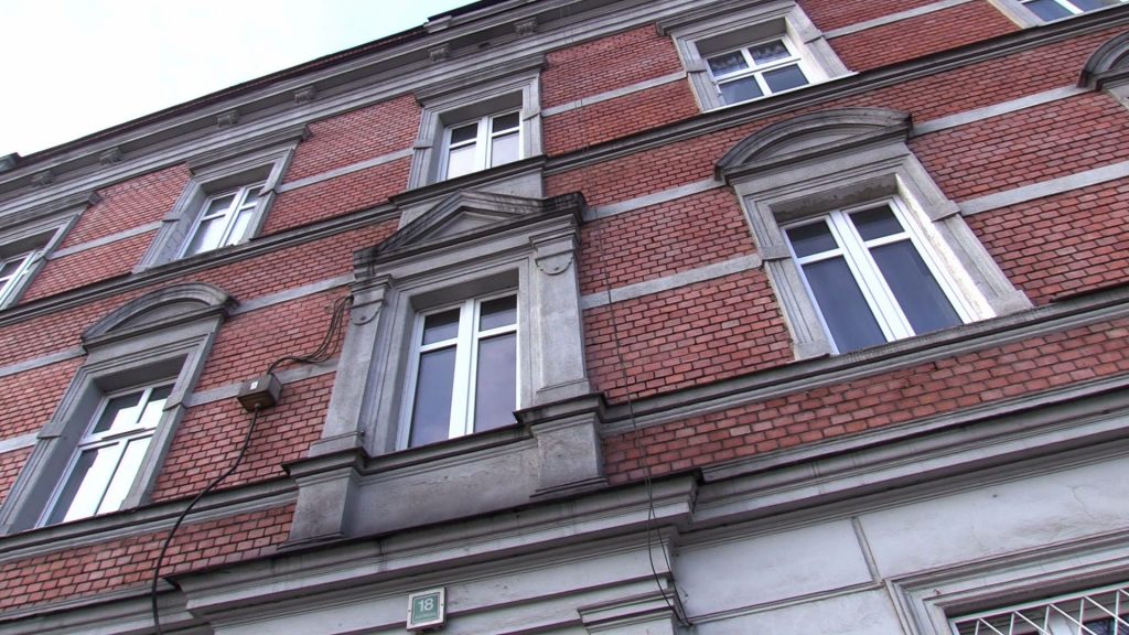 Dramat w Mysłowicach. W jednym z mieszkań w bloku przy ul. Katowickiej zmarł 6-miesięczny chłopczyk! Tragedia wstrząsnęła całym miastem