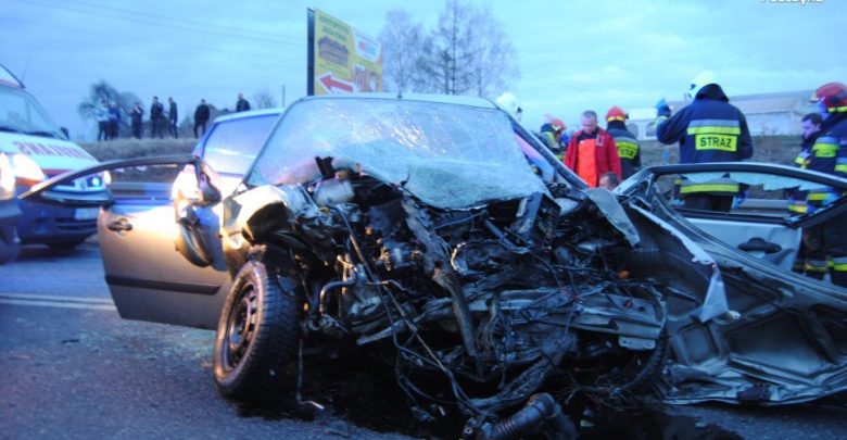 Śląskie: Śmiertelny wypadek w Pielgrzymowicach. Nie żyje 32-letnia kobieta, jej 5-letni syn trafił do szpitala (fot.KPP Pszczyna)