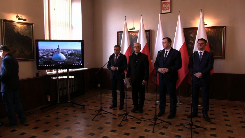Panteon Górnośląski nie będzie pomnikiem ani muzeum. Podziemia katedry ma wypełnić multimedialna wystawa pod nazwą „Światło ze Śląska”