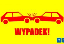 Koszmarnie wyglądający wypadek na DK 88 w Zabrzu. Kobietę, zakleszczoną w rozbitym samochodzie uwalniać musieli przybyli na miejsce strażacy.