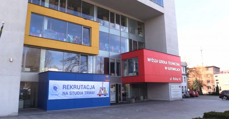 Wyższa Szkoła Techniczna odpala w Siemianowicach edukacyjną petardę! Umowa już podpisana