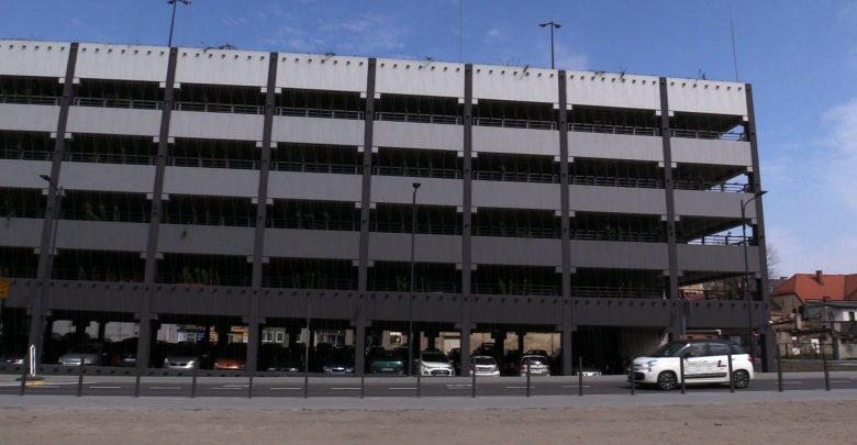 Nowoczesny parking w Rybniku świeci pustkami. Wszystko przez ceny parkowania!