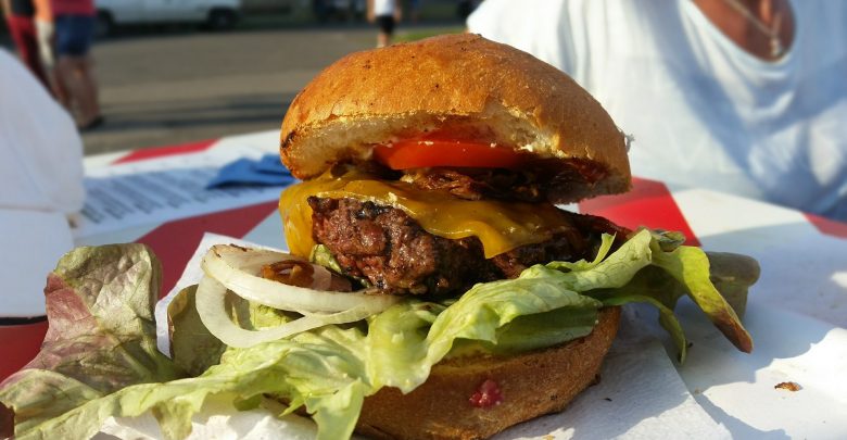 Wielka wyżerka na Stadionie Śląskim. Przez weekend zlot foodtrucków