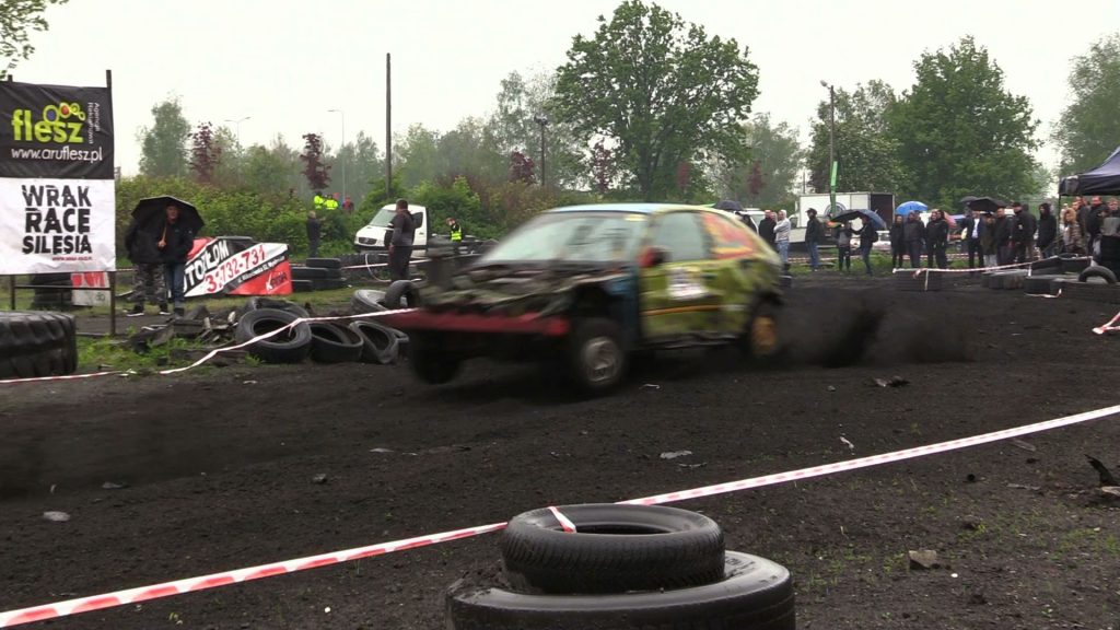 Za 1000 zł też się można ścigać, czyli Wrak Race szalał na giełdzie w Gliwicach