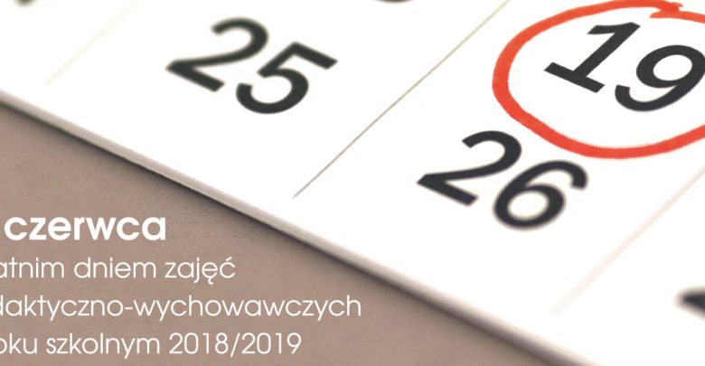 Wakacje w tym roku rozpoczną się wcześniej. 19 czerwca uczniowie będą mieć już w rękach świadectwa (fot.MEN)