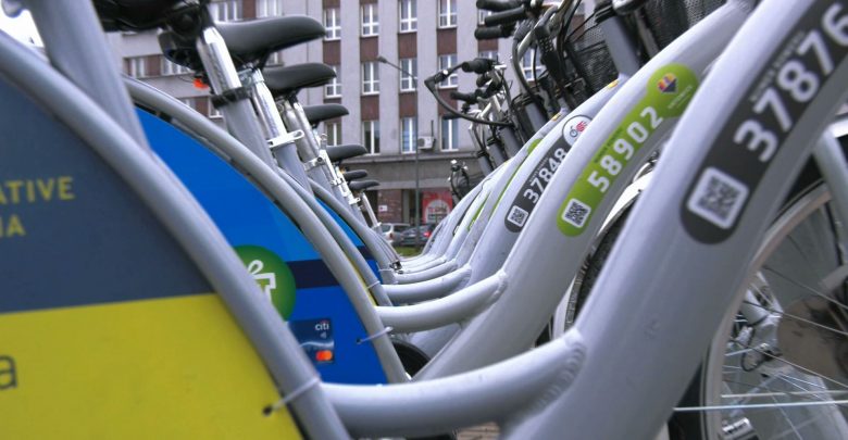 Rower Metropolitalny to petarda? Wypożyczanie i oddawanie gdzie się chce wypaliło!