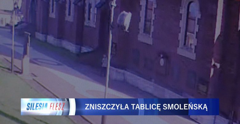 Skandal w Sosnowcu! Pomodliła się na mszy i zdewastowała Tablicę Smoleńską!