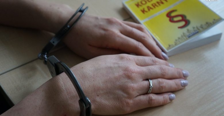 Bytom: Kompletnie pijana matka z 7-miesięcznym synem. Zareagowali mieszkańcy (fot.KMP Bytom)