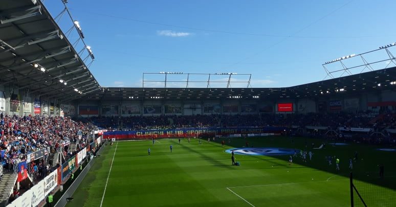 Piast Gliwice wstrzymuje sprzedaż biletów na Wisłę Kraków. Powodem koronawirus