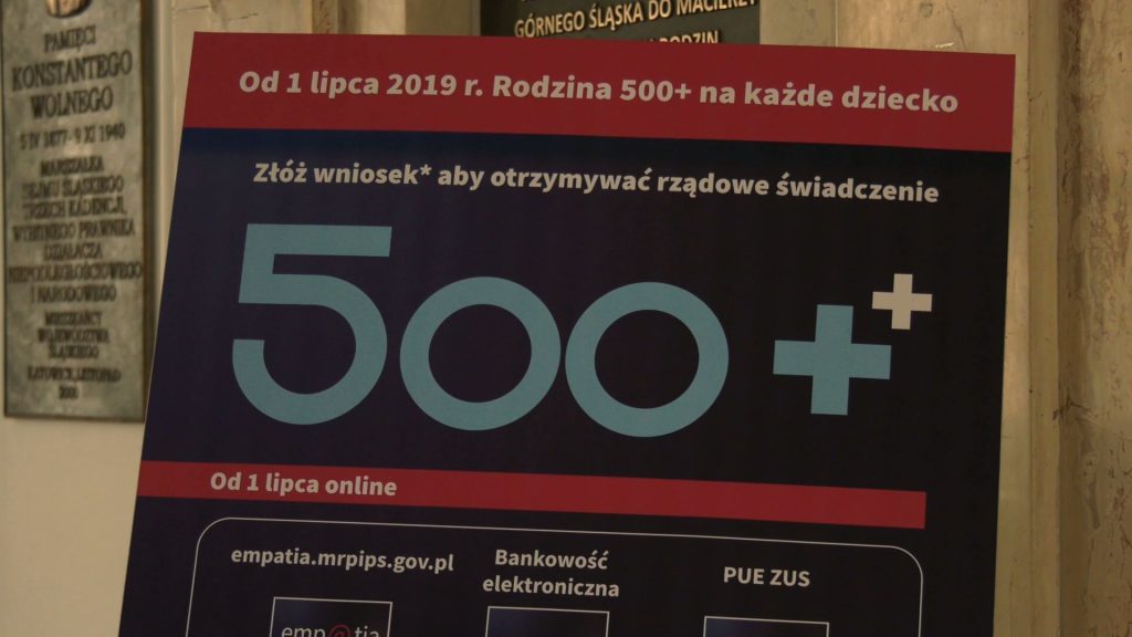 Śląskie: Rodzice 760 tysięcy dzieci dostaną pieniądze na pierwsze dziecko. Kampania już rusza